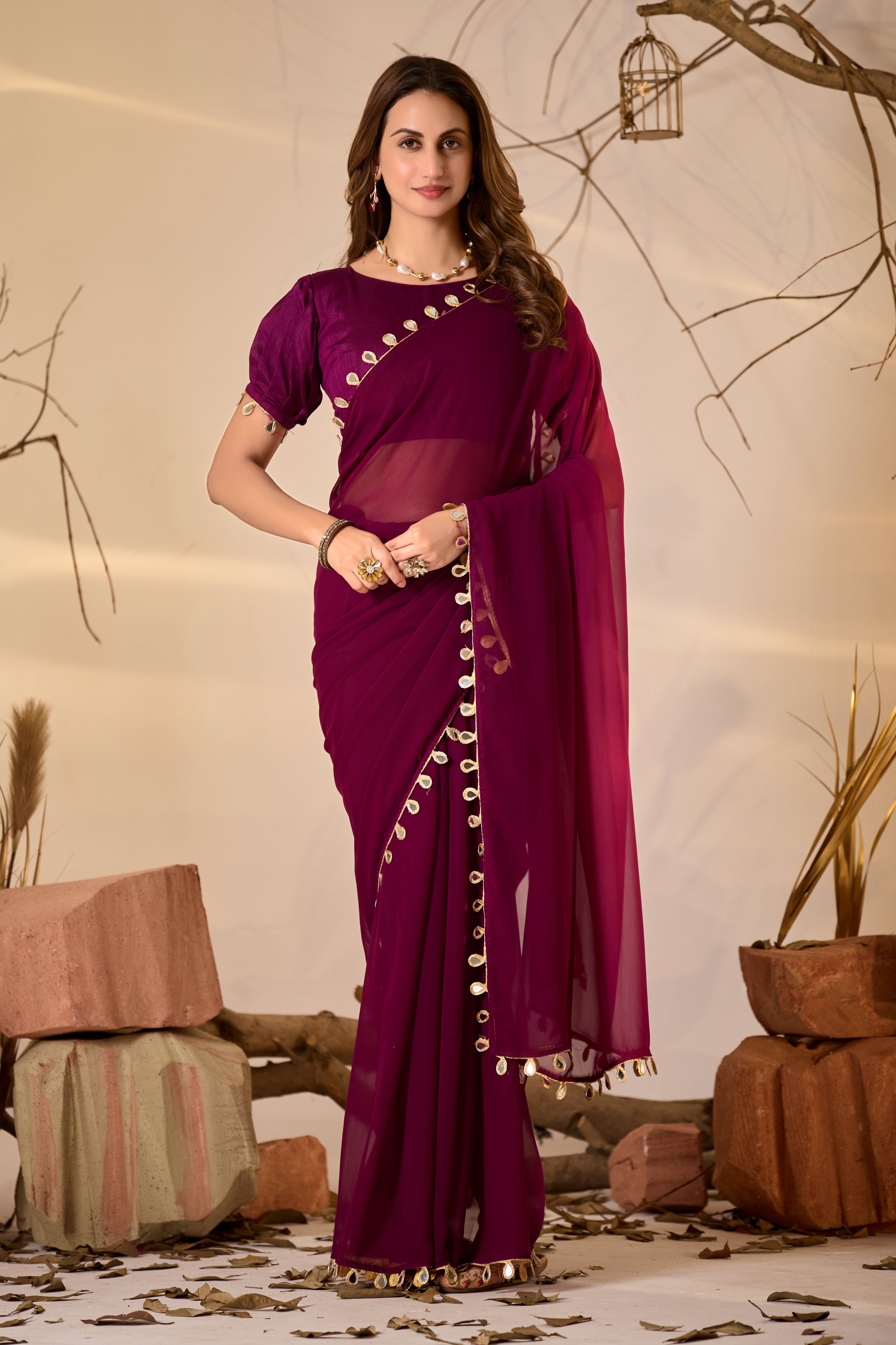 Georgette Saree with Teardrop Golden Border