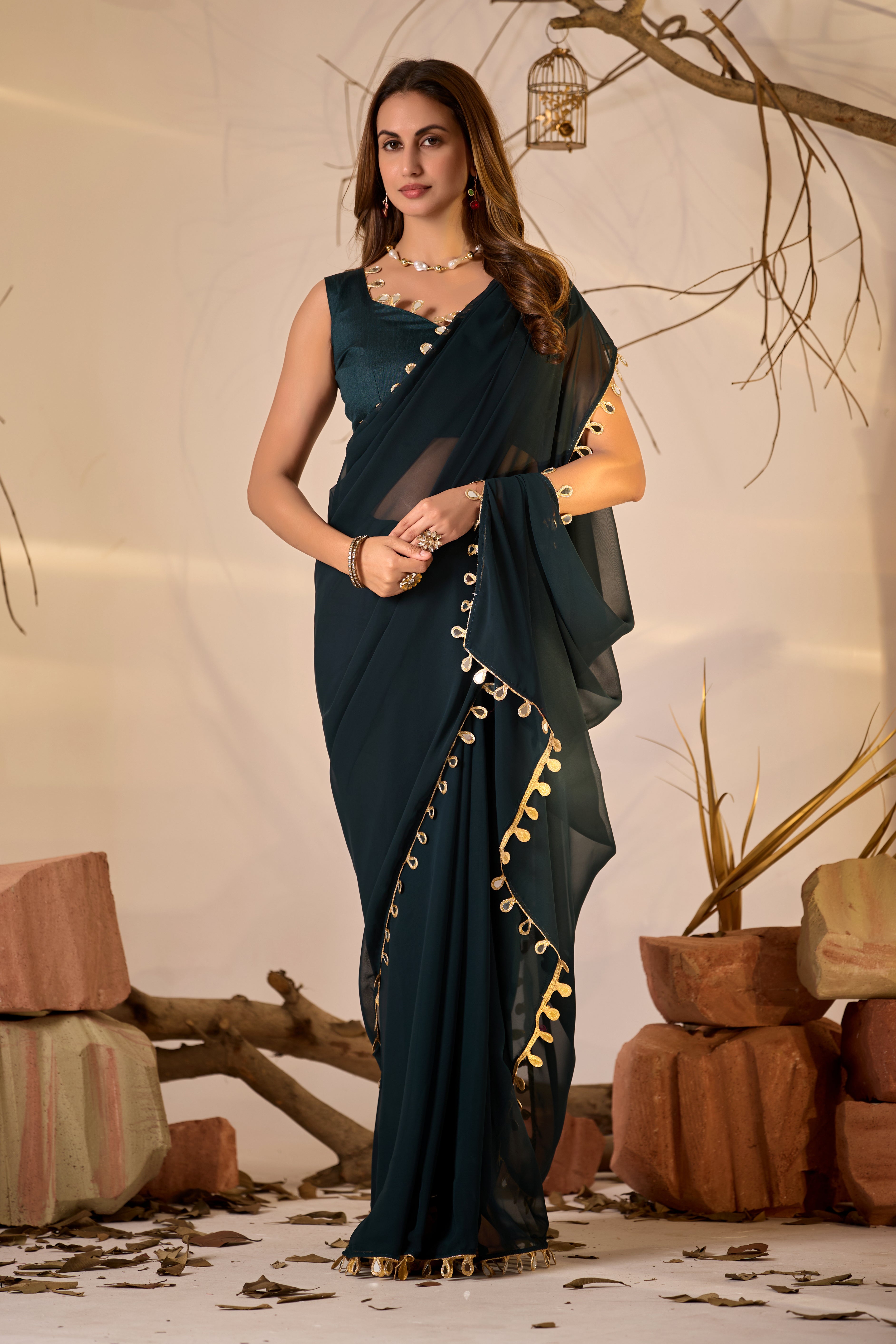 Georgette Saree with Teardrop Golden Border