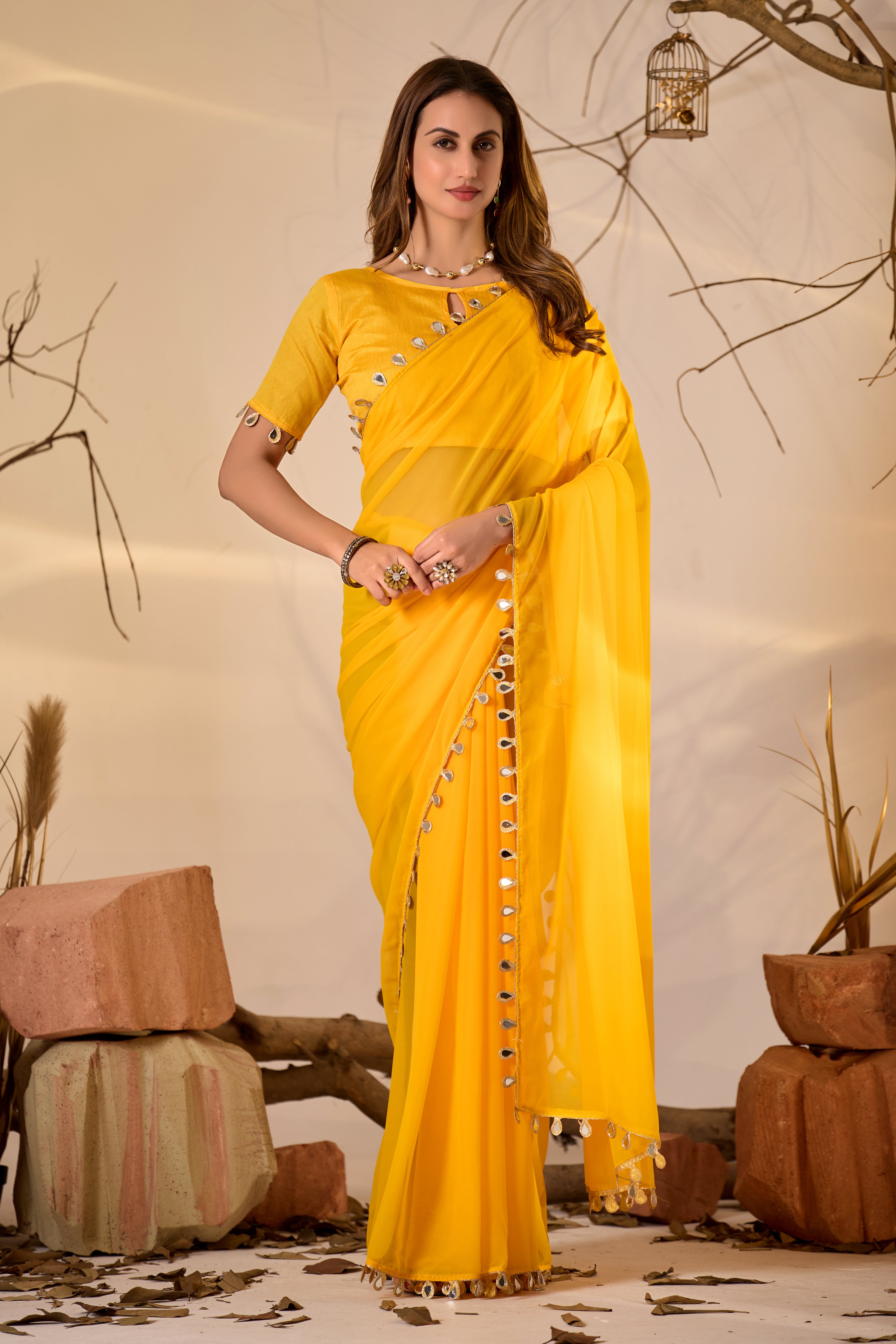 Georgette Saree with Teardrop Golden Border