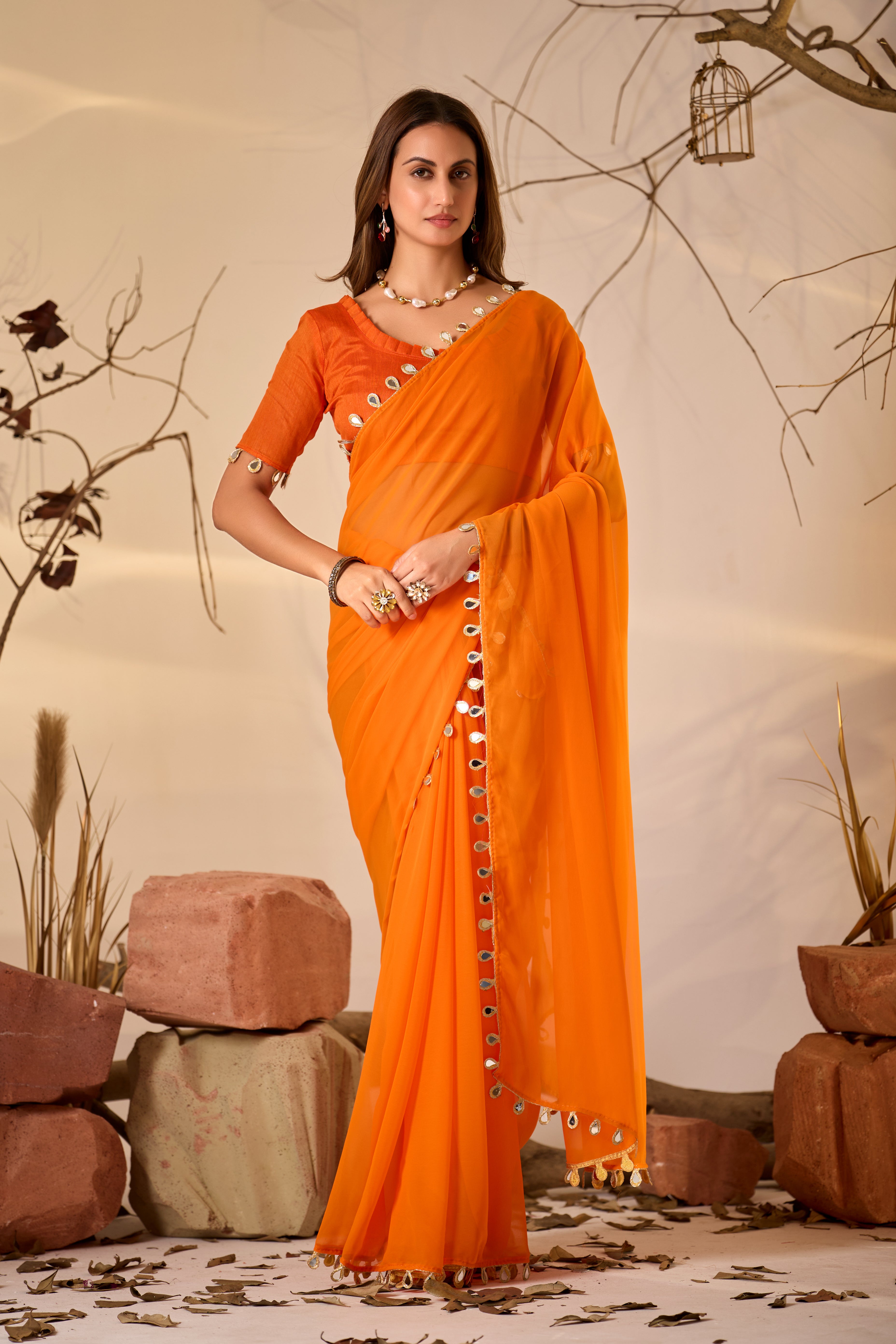Georgette Saree with Teardrop Golden Border