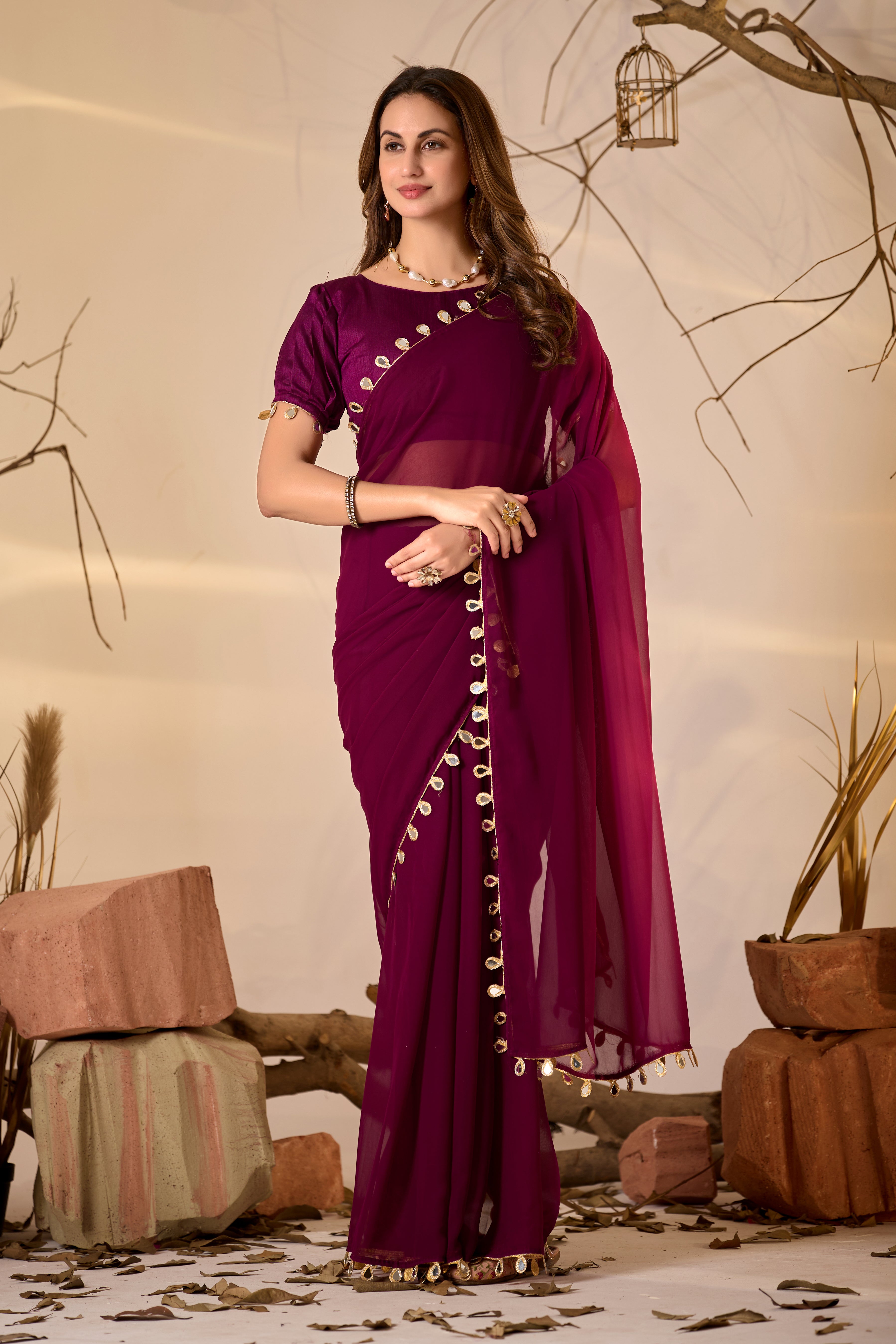 Georgette Saree with Teardrop Golden Border