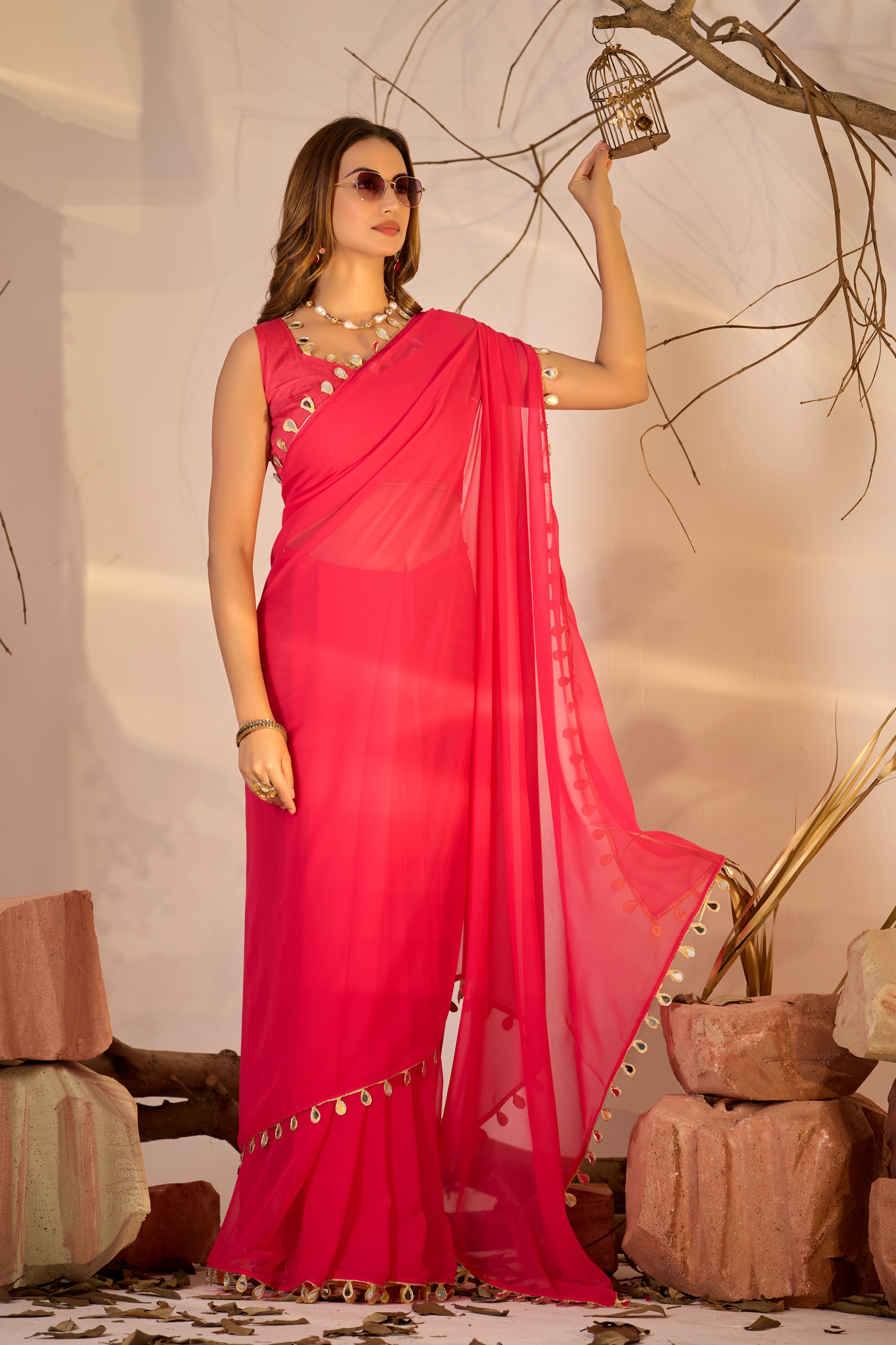 Georgette Saree with Teardrop Golden Border