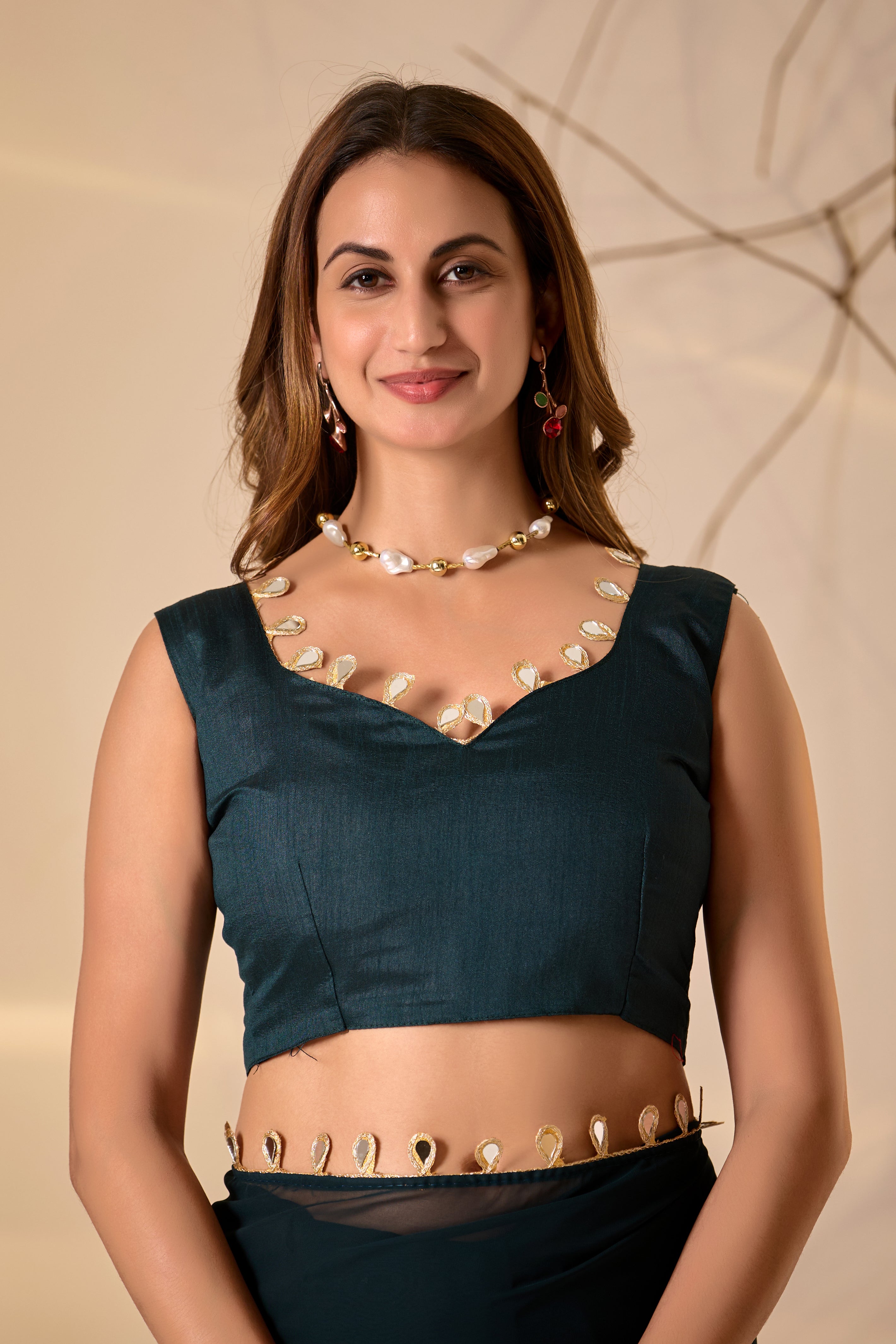 Georgette Saree with Teardrop Golden Border