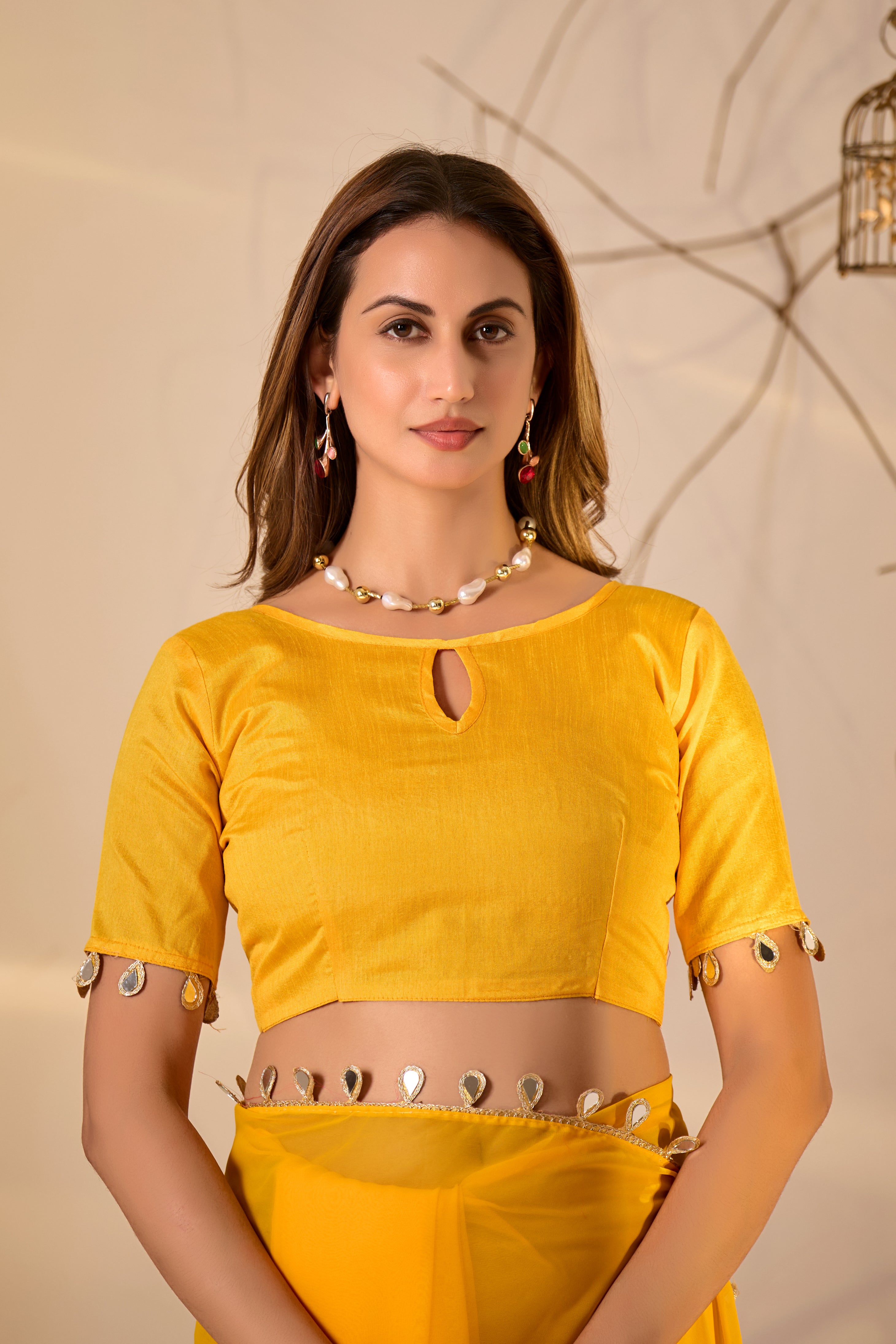 Georgette Saree with Teardrop Golden Border