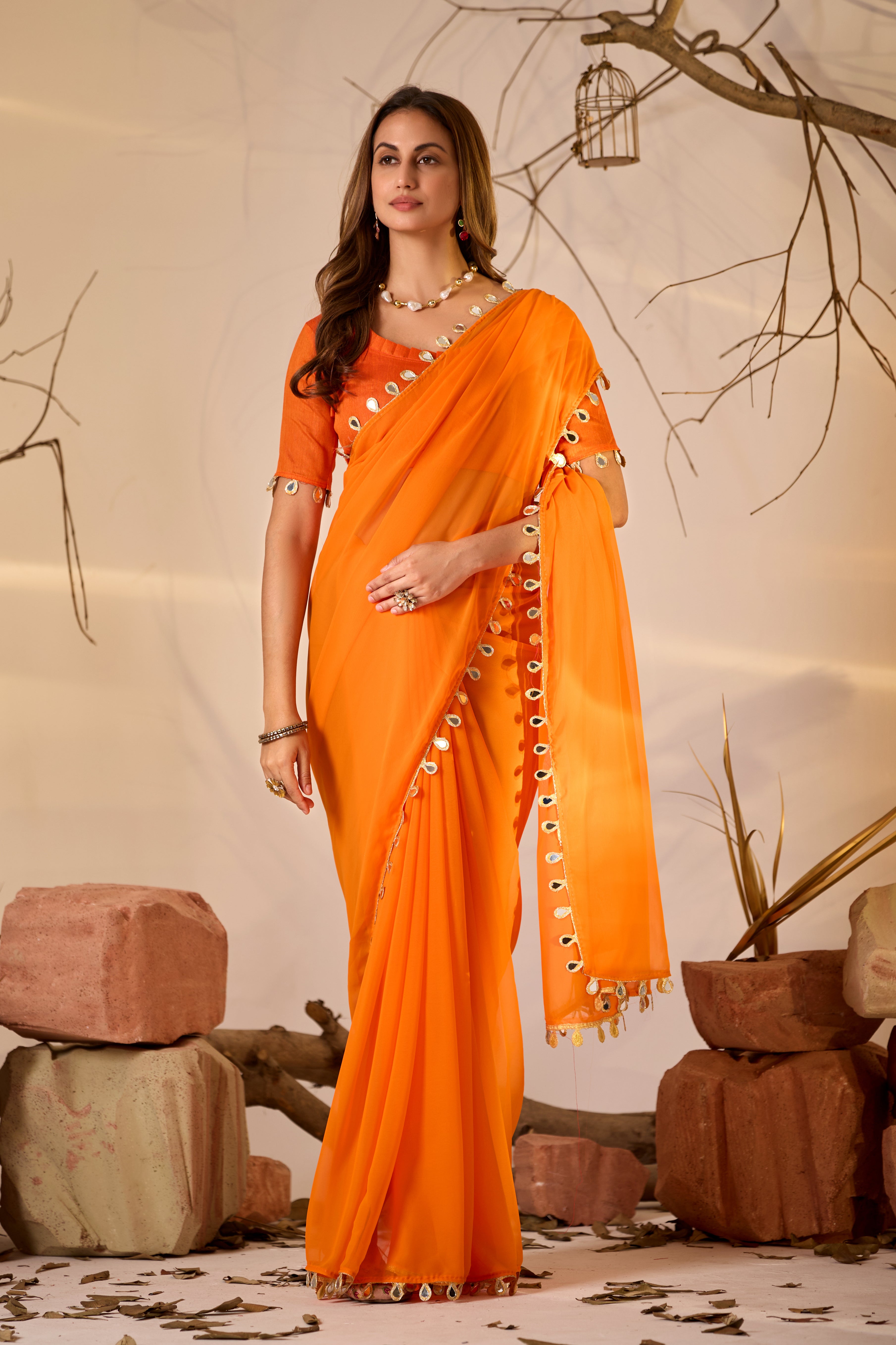 Georgette Saree with Teardrop Golden Border