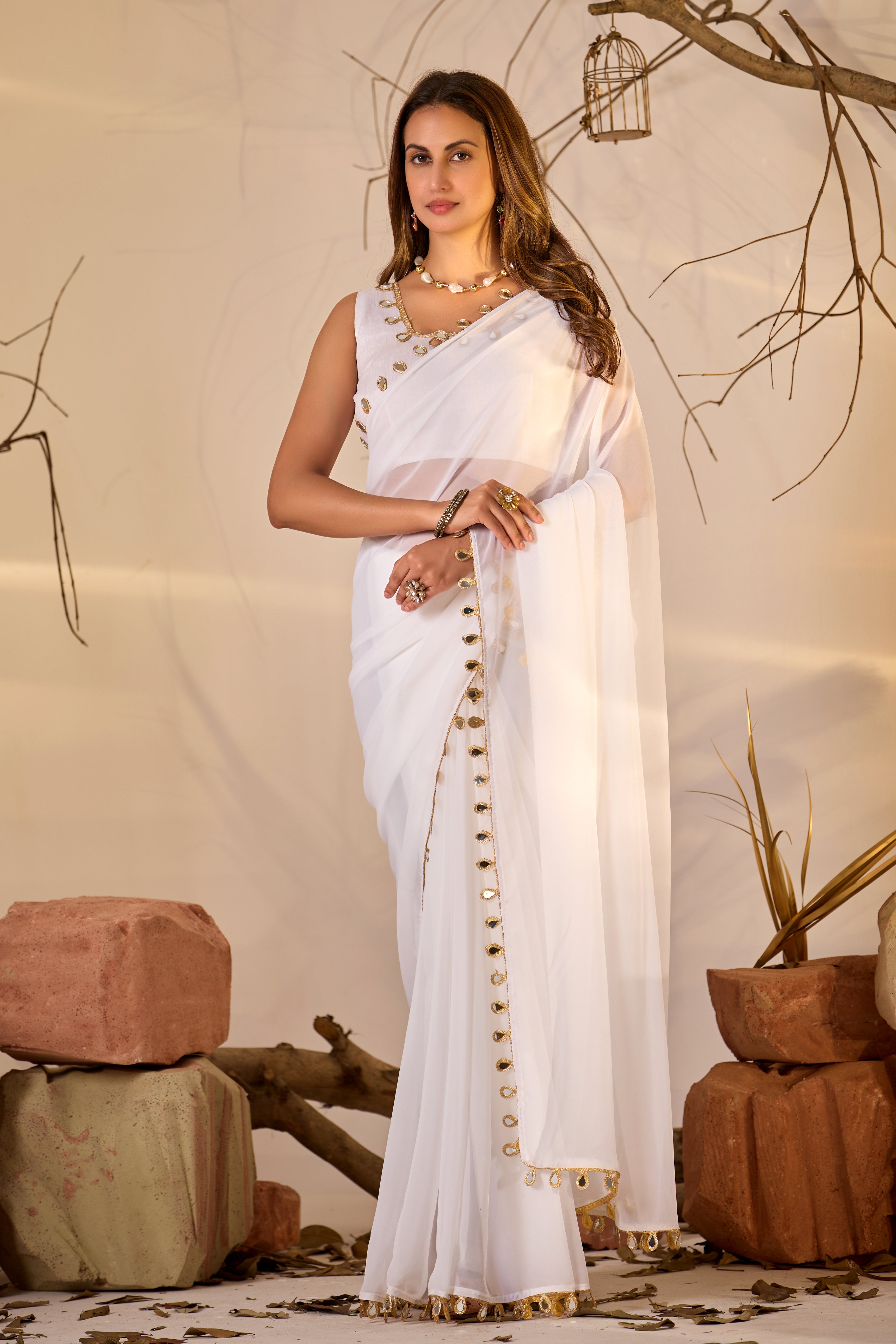 Georgette Saree with Teardrop Golden Border
