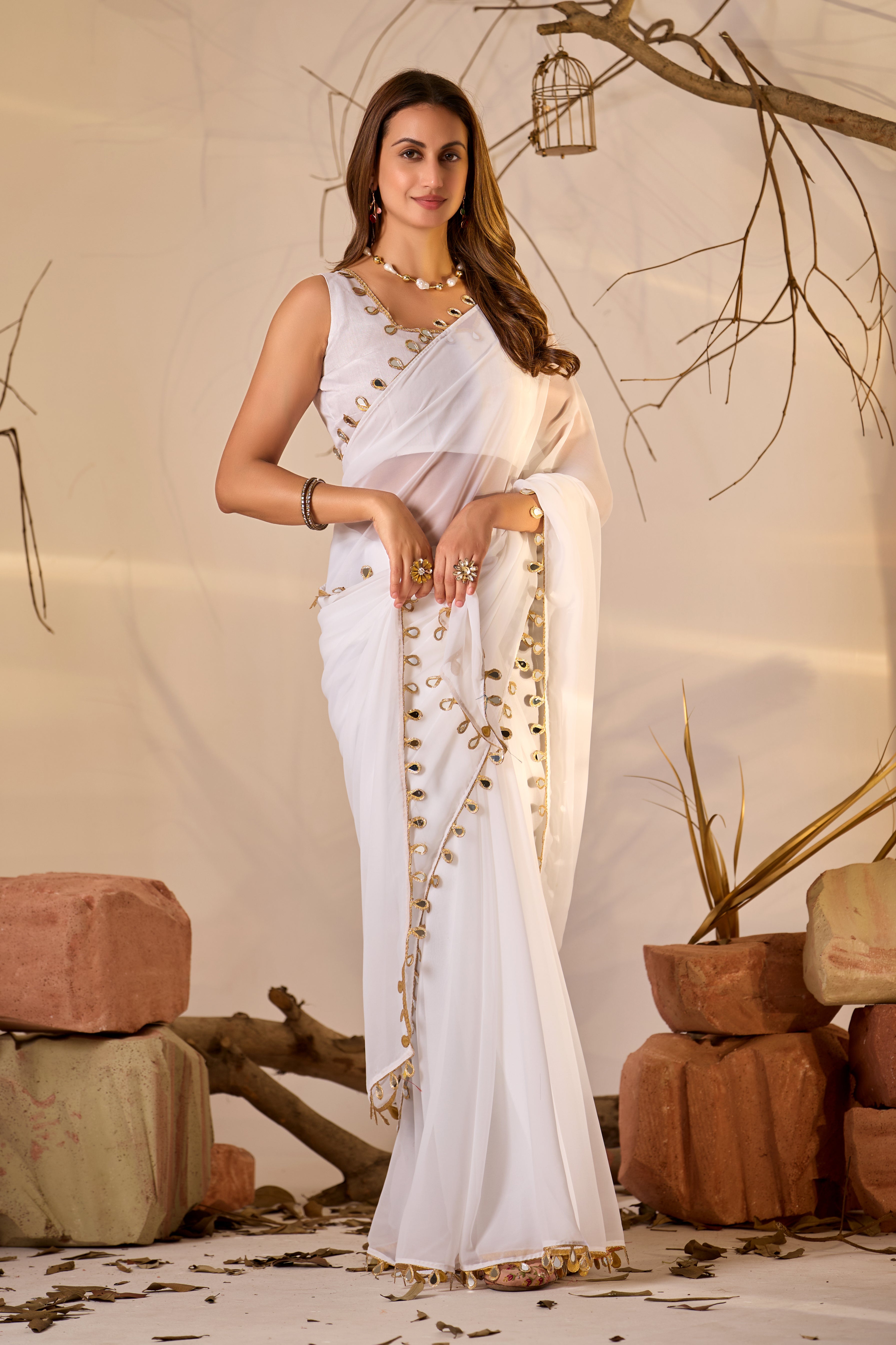 Georgette Saree with Teardrop Golden Border
