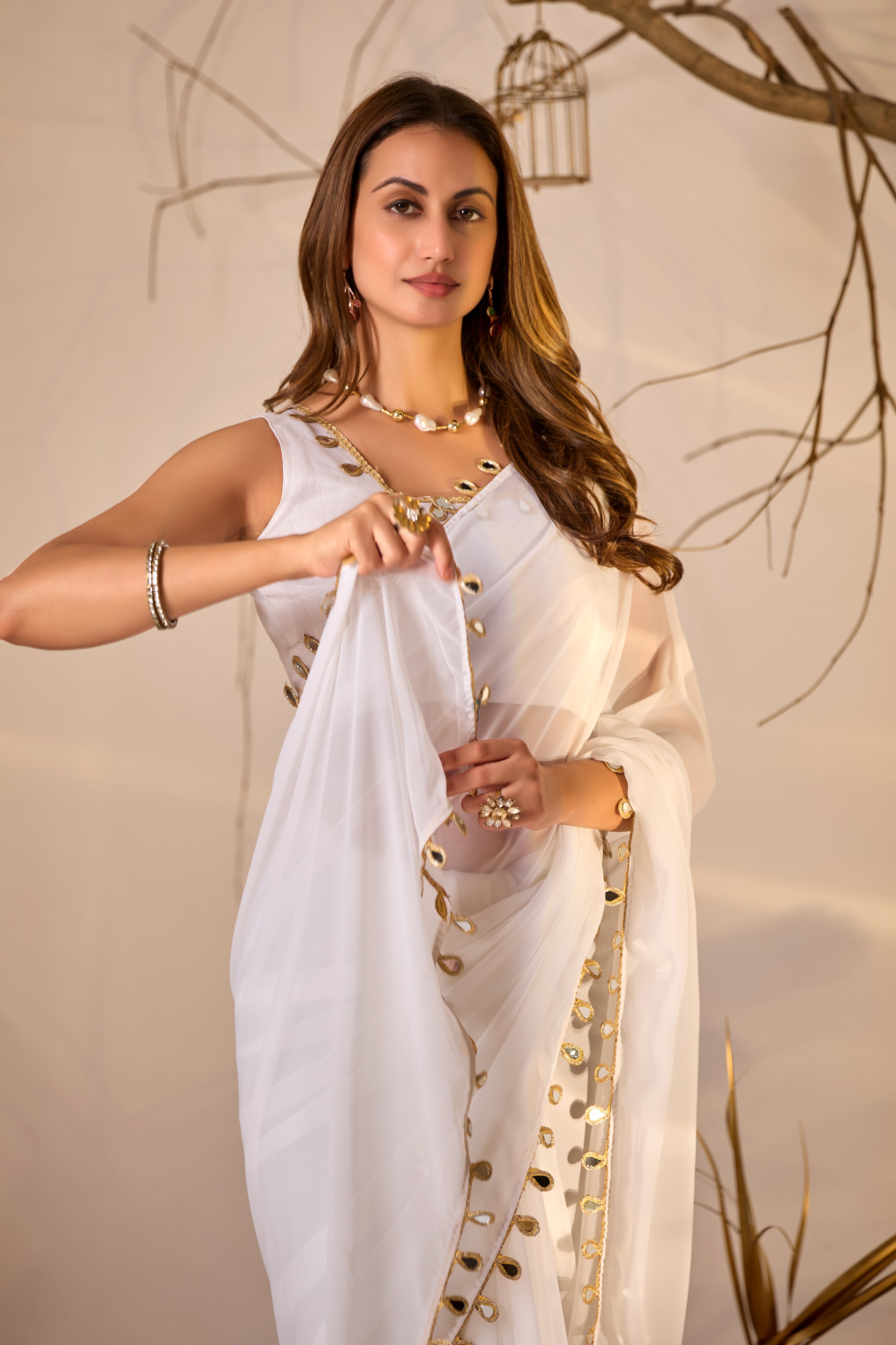 Georgette Saree with Teardrop Golden Border